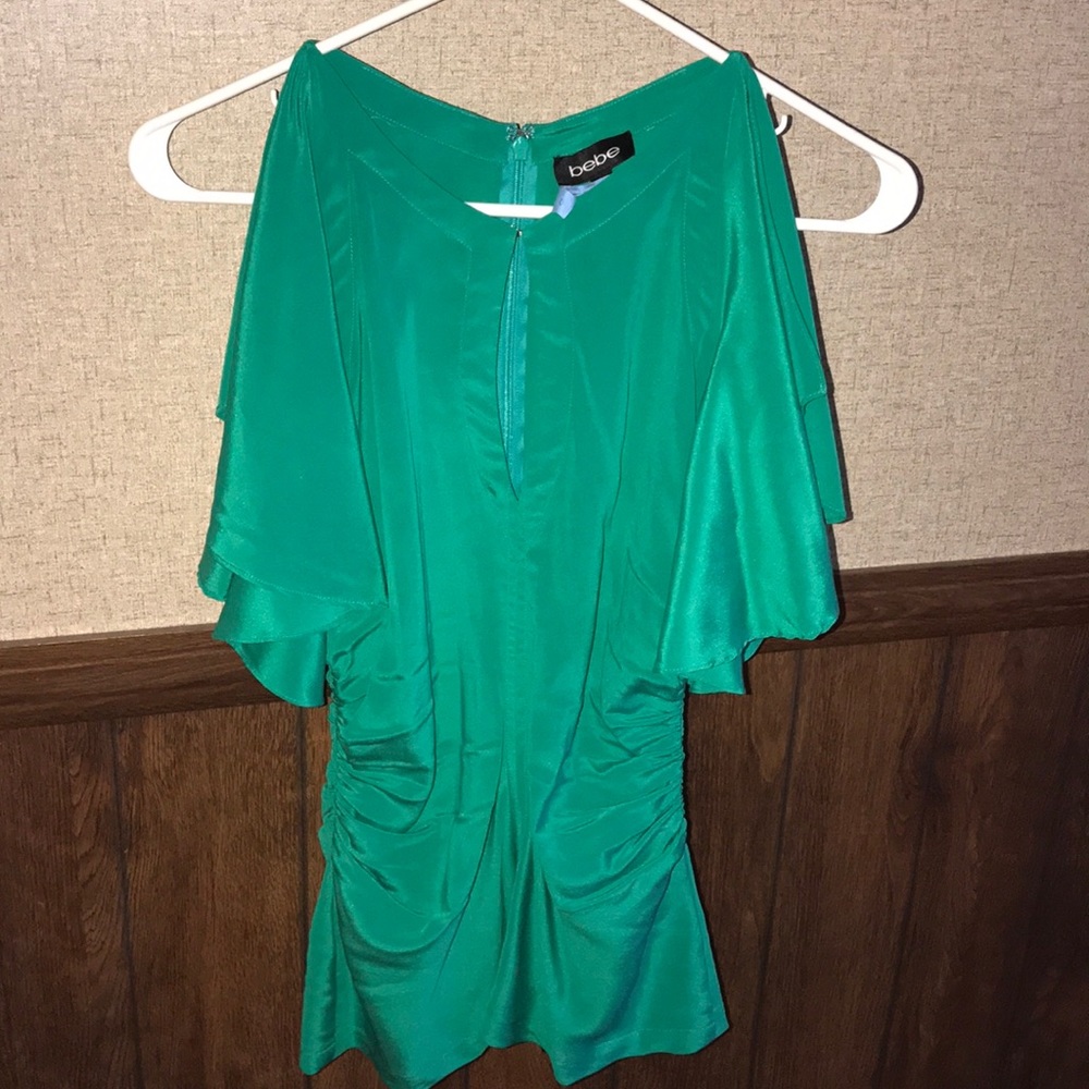 Never worn BEBE cold shoulder keyhole front top